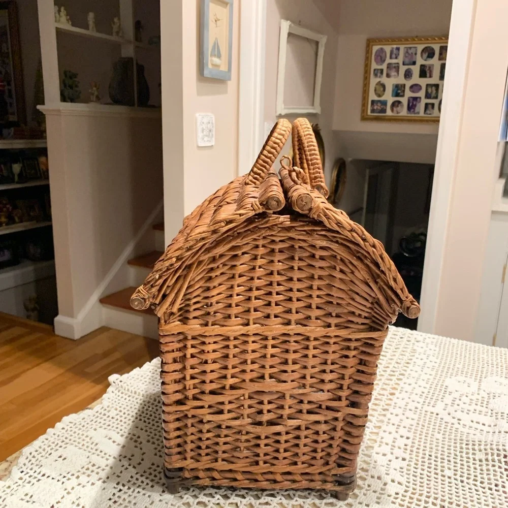 Vintage Large Wicker basket